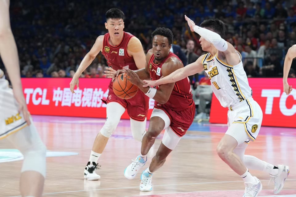 包含国际比赛日北京国安调整名单以备NBA总决赛；再遭质疑环节打磨；更衣室稳定；纪律约束更严格的词条-乐竞体育中国